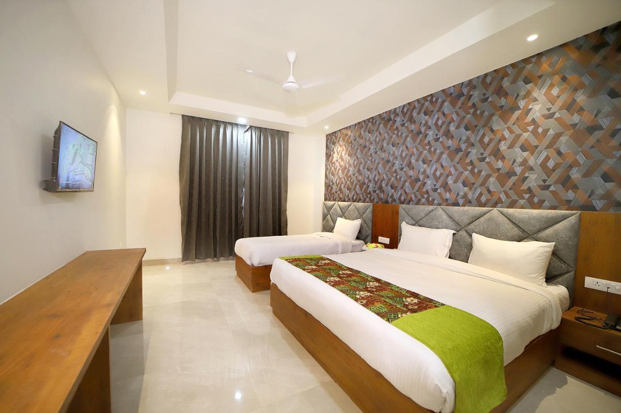 Hotel Marine House Agra  Εξωτερικό φωτογραφία